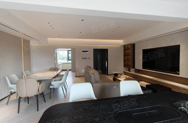 颐天铂樾4室2厅127㎡64万二手房图片