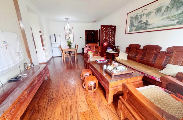 凯景花园3室2厅120.48㎡326万二手房图片