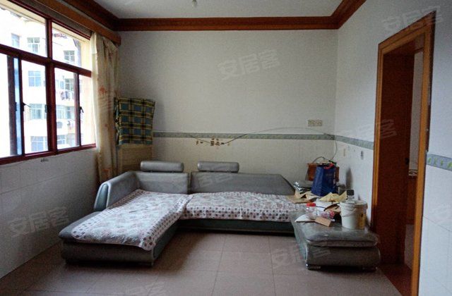 连锦花园3室2厅102㎡58万二手房图片