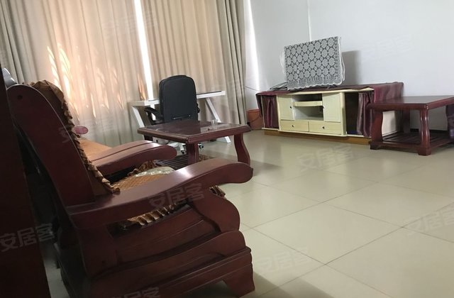 水落小学住宅楼3室2厅132.34㎡30万二手房图片