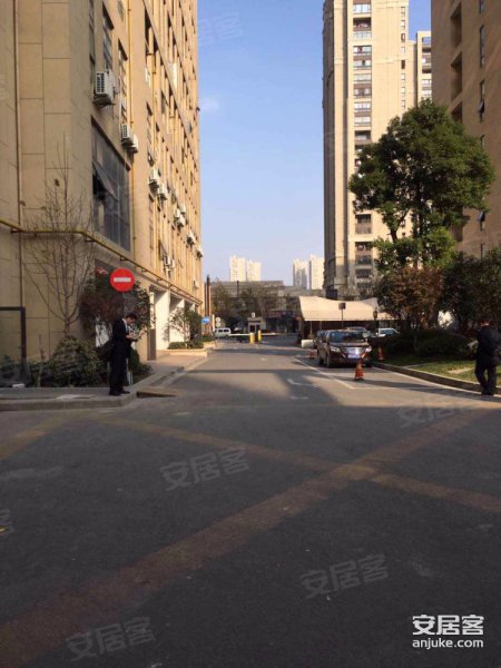 绿地嘉域生活中心 