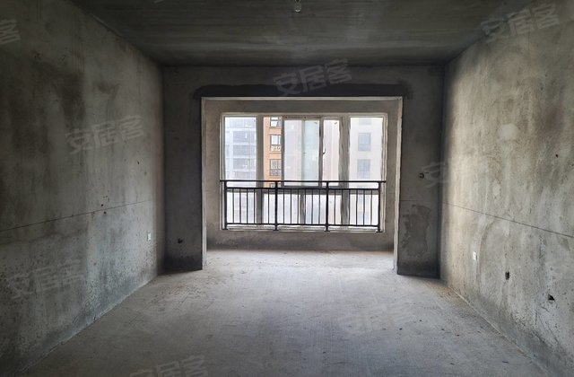 佰宇卢浮帝景3室2厅116㎡42.9万二手房图片