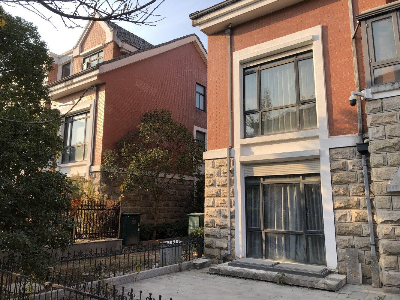 御景园双拼别墅东边套 前后花园可扩 满二,御景园(海门)二手房,450万