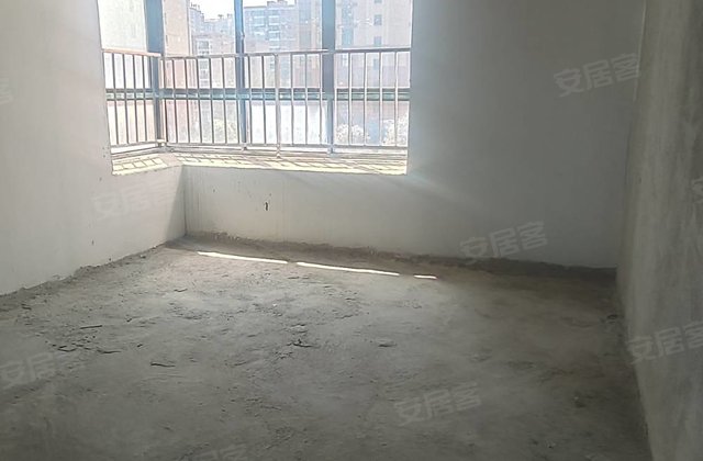 常宁樾府4室2厅138.92㎡50万二手房图片