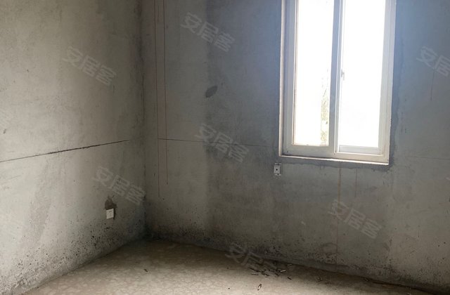 郁金香花园3室2厅125㎡74万二手房图片