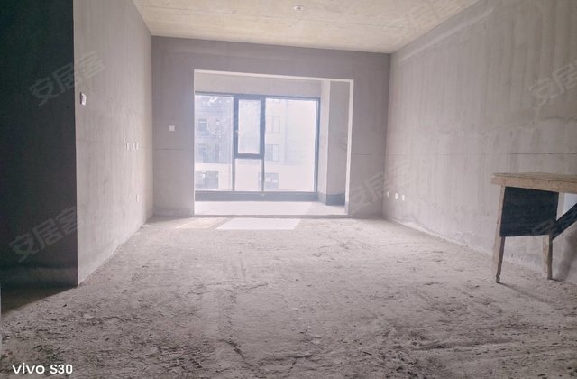 中储和悦府3室2厅120㎡55万二手房图片