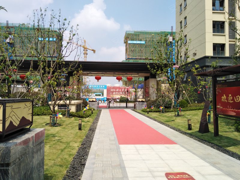 庐江美的城,湖岗路168号-包头庐江美的城二手房,租房,房价-包头安居客