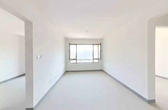 岱宗万阅府3室2厅116㎡104万二手房图片