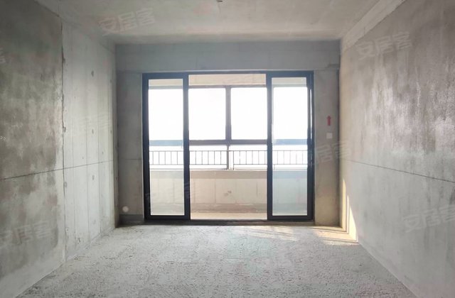 彰泰欢乐颂3室2厅95㎡32万二手房图片