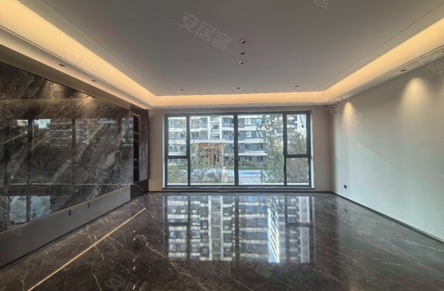 中实翡翠书院4室2厅150㎡222.9万二手房图片