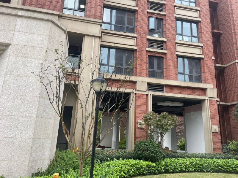 重庆房产网>重庆二手房>渝北二手房>龙兴二手房>阳光城哈罗小镇>