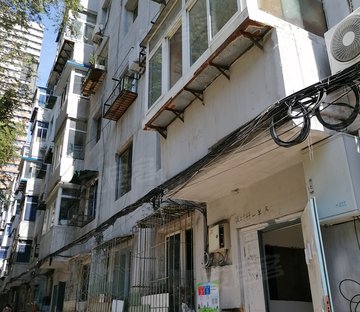 兴工北街125-1号小区