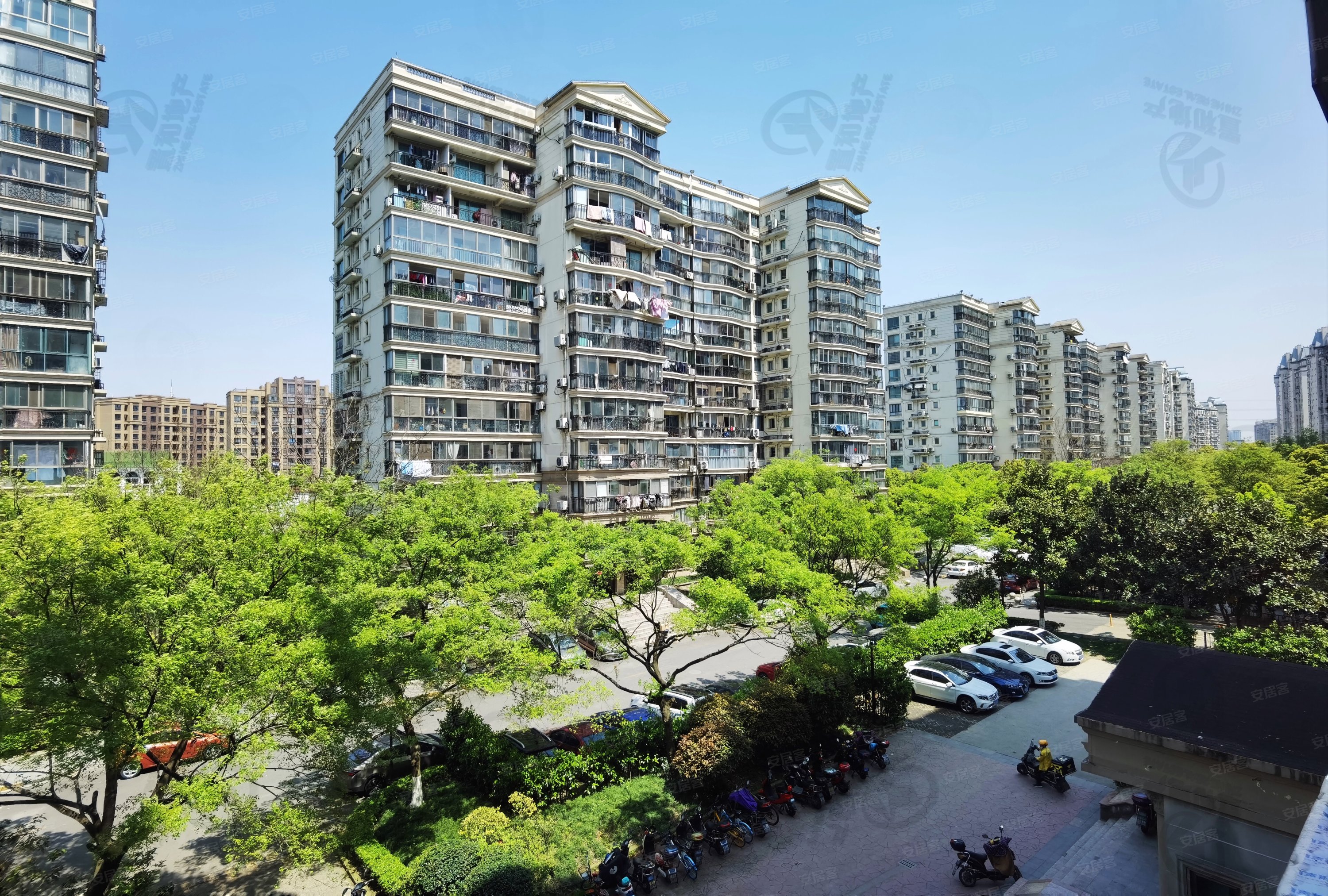 正南3室2厅上海康城精装修