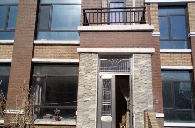 华御水岸名居4室3厅179㎡96.8万二手房图片