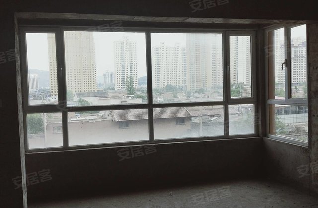 盛苑小区2室2厅92㎡52万二手房图片