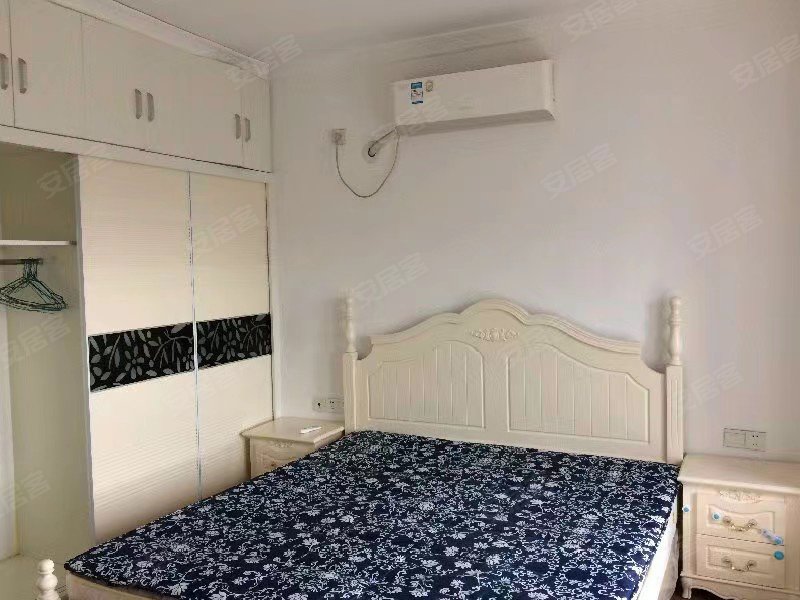 精装修电梯房 朝南 双卫生间 临地铁 尽在隆鑫花漾岭!