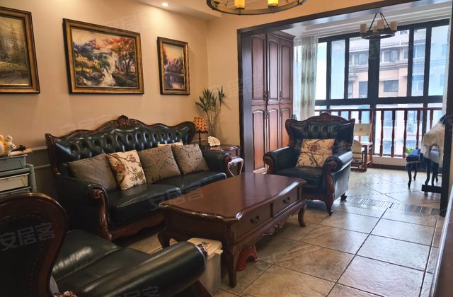 金雁蔚蓝郡4室2厅102㎡109.8万二手房图片