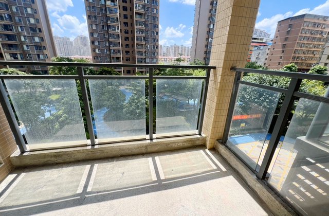 隆源学府3室2厅109.77㎡59万二手房图片