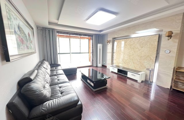 中坤苑3室2厅152.38㎡90万二手房图片