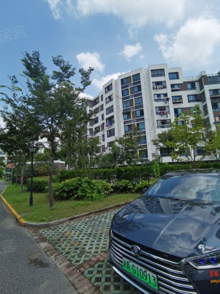 佘北家园茸达苑