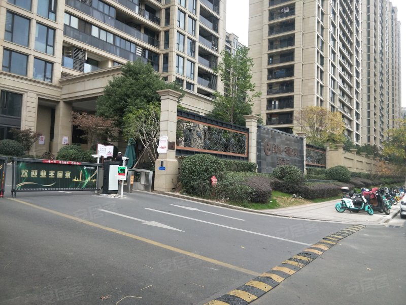 绿城秀丽春江望京园