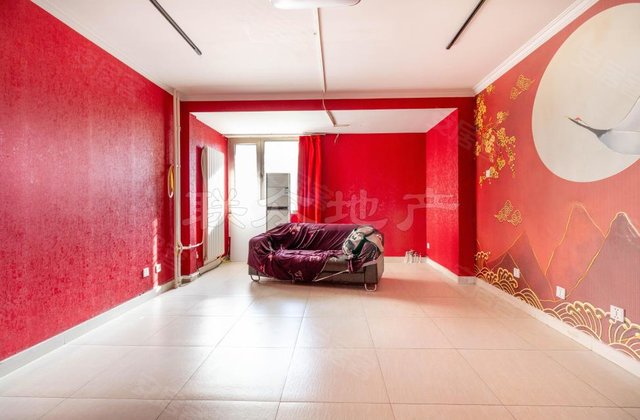 恋日嘉园(一期)5室2厅274.87㎡950万二手房图片