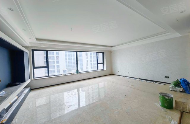 融创中心4室2厅227.49㎡228万二手房图片