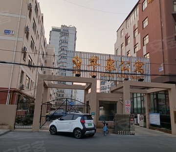 翠泉别墅小区