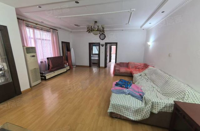 花甲湖社区3室2厅148㎡26.8万二手房图片