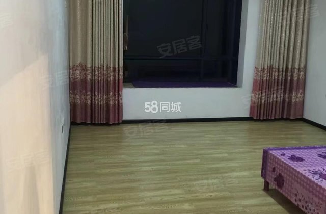 沃尔玛小区3室2厅122.81㎡54万二手房图片