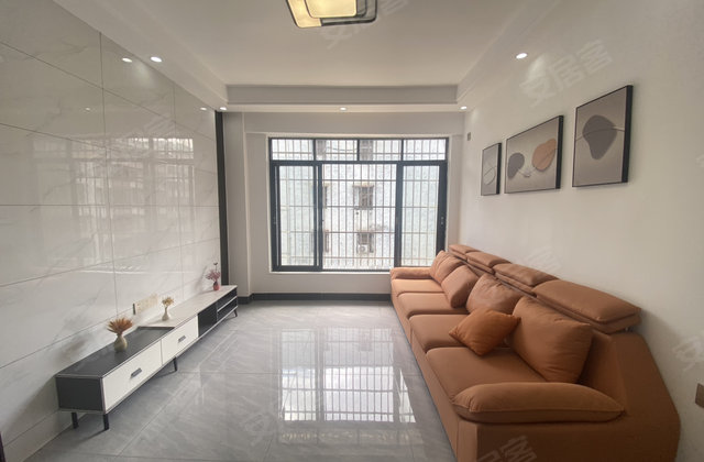 海怡园3室2厅108㎡26万二手房图片