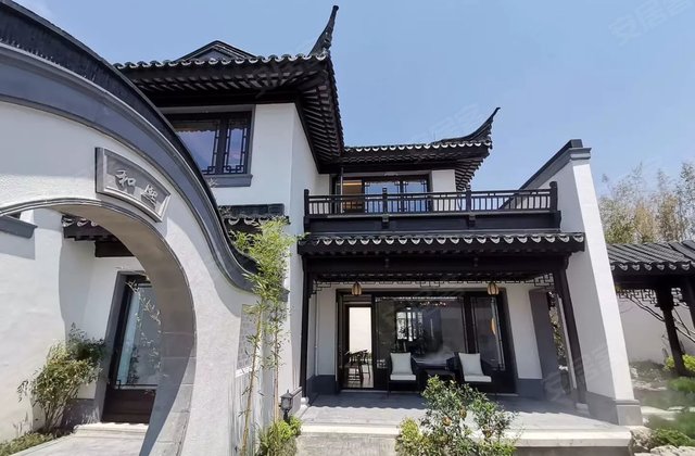 房东急售蓝城郡安里精装别墅,房东扩张业务,诚意出售,送软装