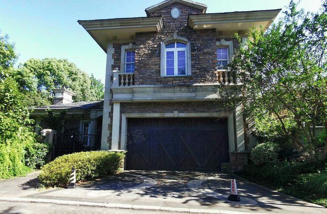 康桥半岛十九尊别墅,秀沿路1168弄4支弄-上海康桥半岛十九尊别墅二手