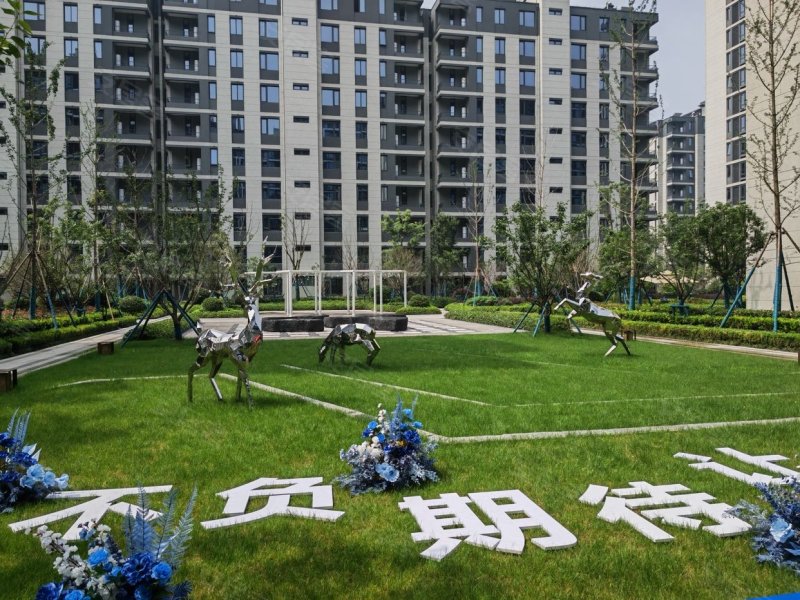 保亿湖风雅园 小三居 有电梯 高楼层 视野开阔 欢迎选购!