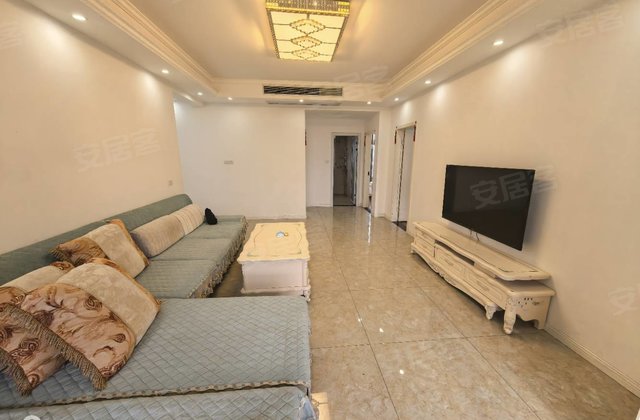 塞纳河畔3室2厅127㎡58万二手房图片