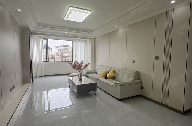 兰溪花园4室2厅139.7㎡34.8万二手房图片