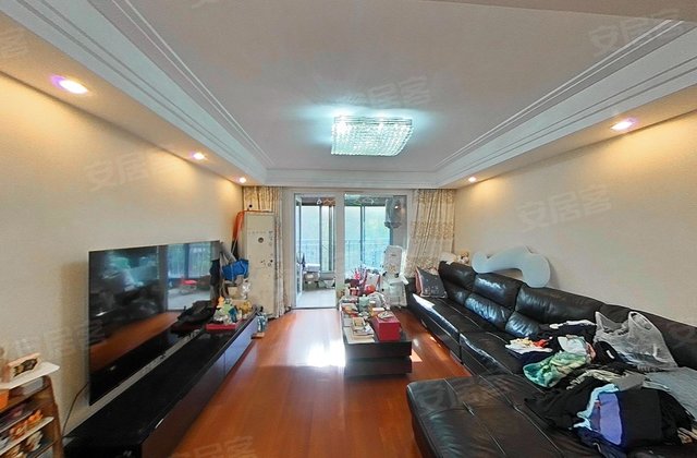 万科城花新园3室2厅129.73㎡788万二手房图片