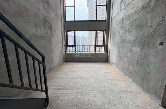 天府国际花园5室2厅151.06㎡80.8万二手房图片