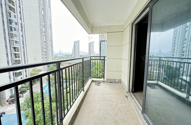 碧桂园磁湖半岛3室2厅125㎡55万二手房图片