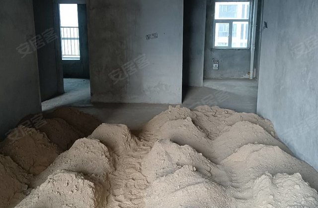 东大时代广场3室2厅128㎡70万二手房图片