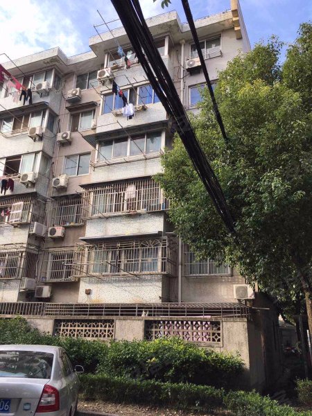 迎园路351弄小区 