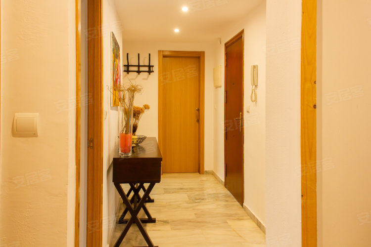 西班牙约¥126万SpainEsteponaApartment出售二手房公寓图片