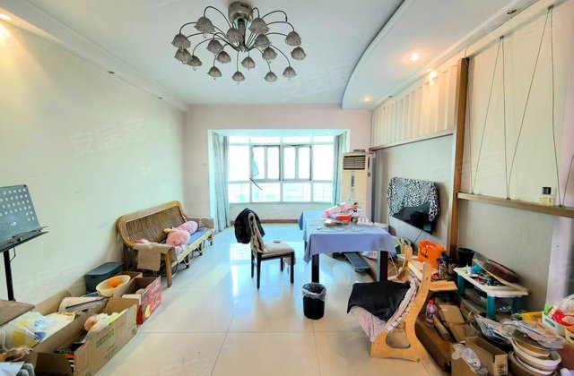 雍景园3室2厅135.71㎡110万二手房图片