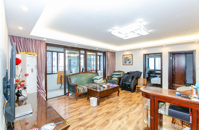 海富公寓3室2厅139.3㎡880万二手房图片