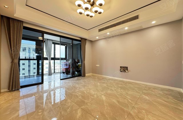 世茂九溪墅4室2厅144.52㎡245万二手房图片