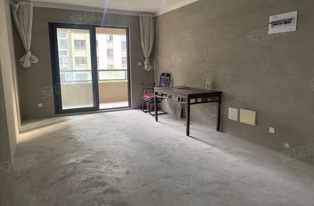 邦泰中央御城3室2厅105㎡149万二手房图片