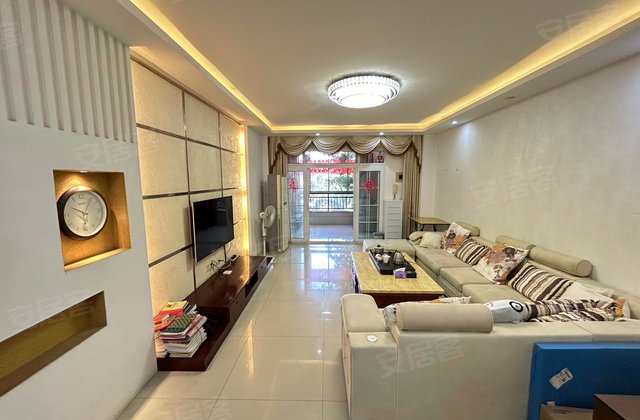 新世纪豪园(东区)3室2厅137.49㎡196万二手房图片