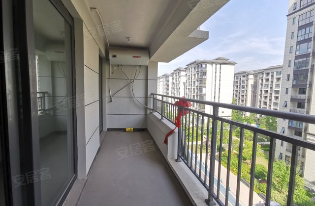 中梁印江南3室2厅110.01㎡77.8万二手房图片