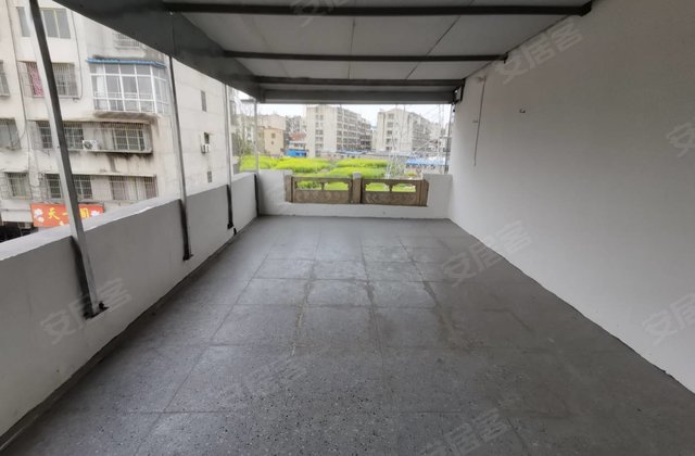 万通新城3室2厅126㎡33万二手房图片