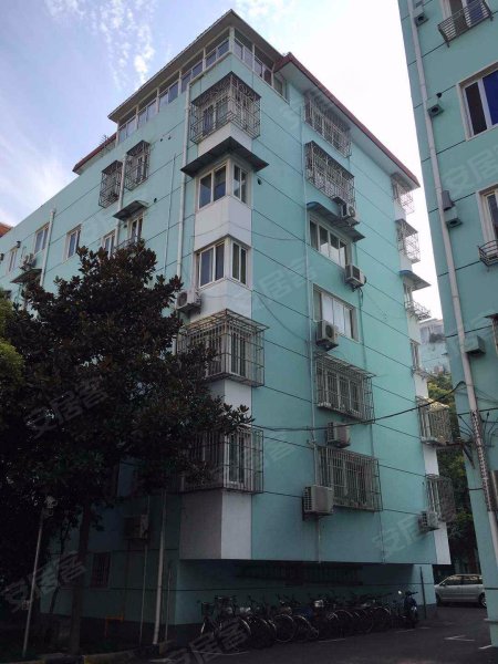 汇龙公寓(西区) 